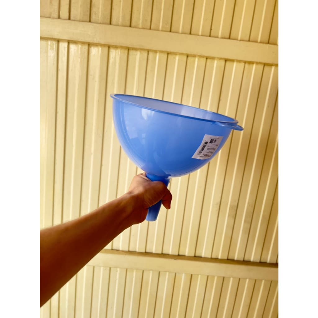 คละสี 1อัน ครับ กรวย พลาสติก ตราธนู เกรดเอ หนา มี2ขนาด 23*21ซม กับ18*14ซม กรวยกรอกของเหลว กรวยพลาสติก รูปที่ 8