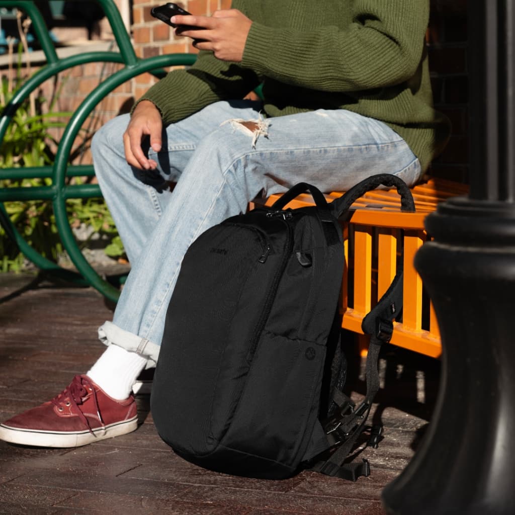 Pacsafe V 26L Tour Backpack กระเป๋าสะพาย กระเป๋ากันขโมย รูปที่ 8