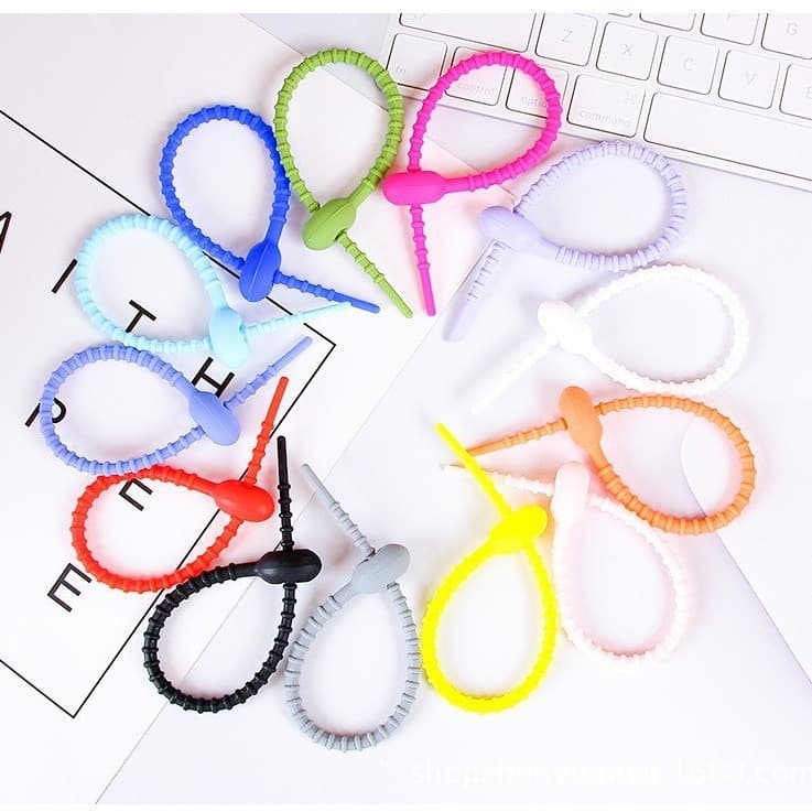 สายรัด ซิลิโคน คล้องพวงกุญแจ จี้ อเนกประสงค์ DIY จัดระเบียบ 3 ขนาด หลายสี ในไทย รูปที่ 4