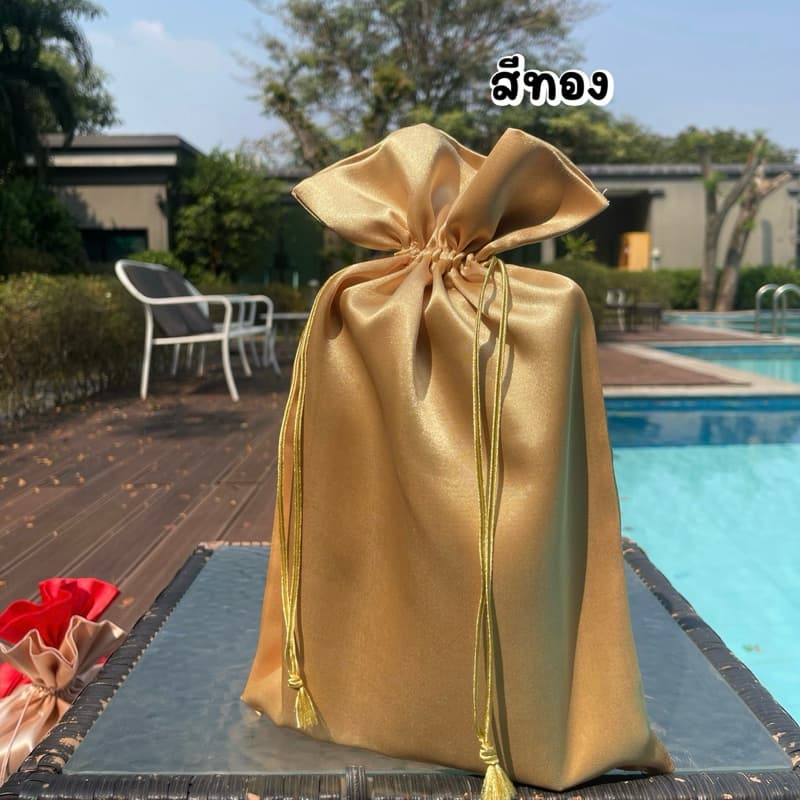 มีหลายสี ถุงซาติน 10x14นิ้ว ถุงผ้าหูรูด satin ถุงใส่ของขวัญ giftbag bag ถุงใส่กระเป๋า รูปที่ 4