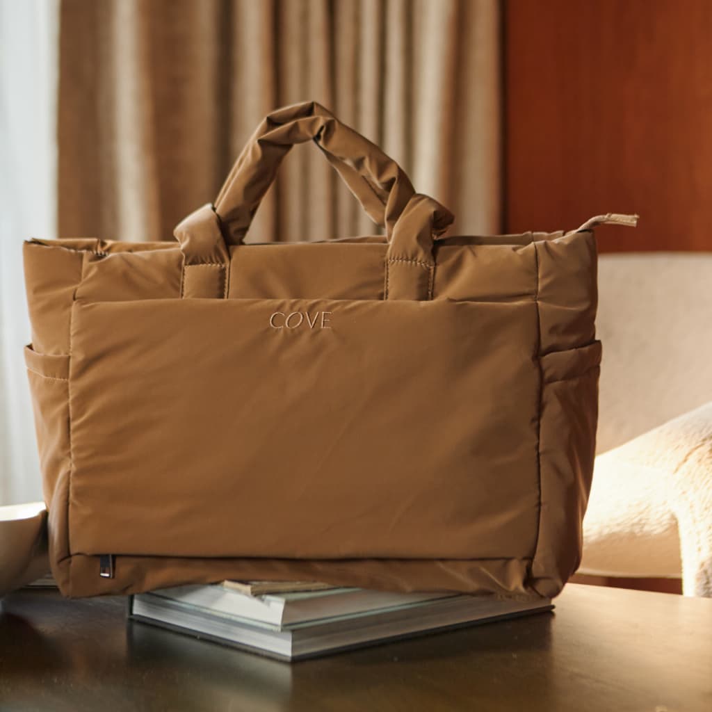 COVE Mother Of All - Essentials TOTE กระเป๋าใส่ของอเนกประสงค์ กระเป๋าแม่ลูกอ่อน กระเป๋าออกกำลังกาย เบา ช่องเยอะ 15 ช่อง รูปที่ 6