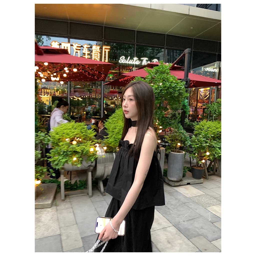เสื้อครอป เกาะอก สีดำ มีสายคล้องคอแบบติดกระดุมจากด้านหลัง อกสม็อค ผ้าเปลือกไม้ ยับยาก เสื้อเบลาซ์ #8929 รูปที่ 5