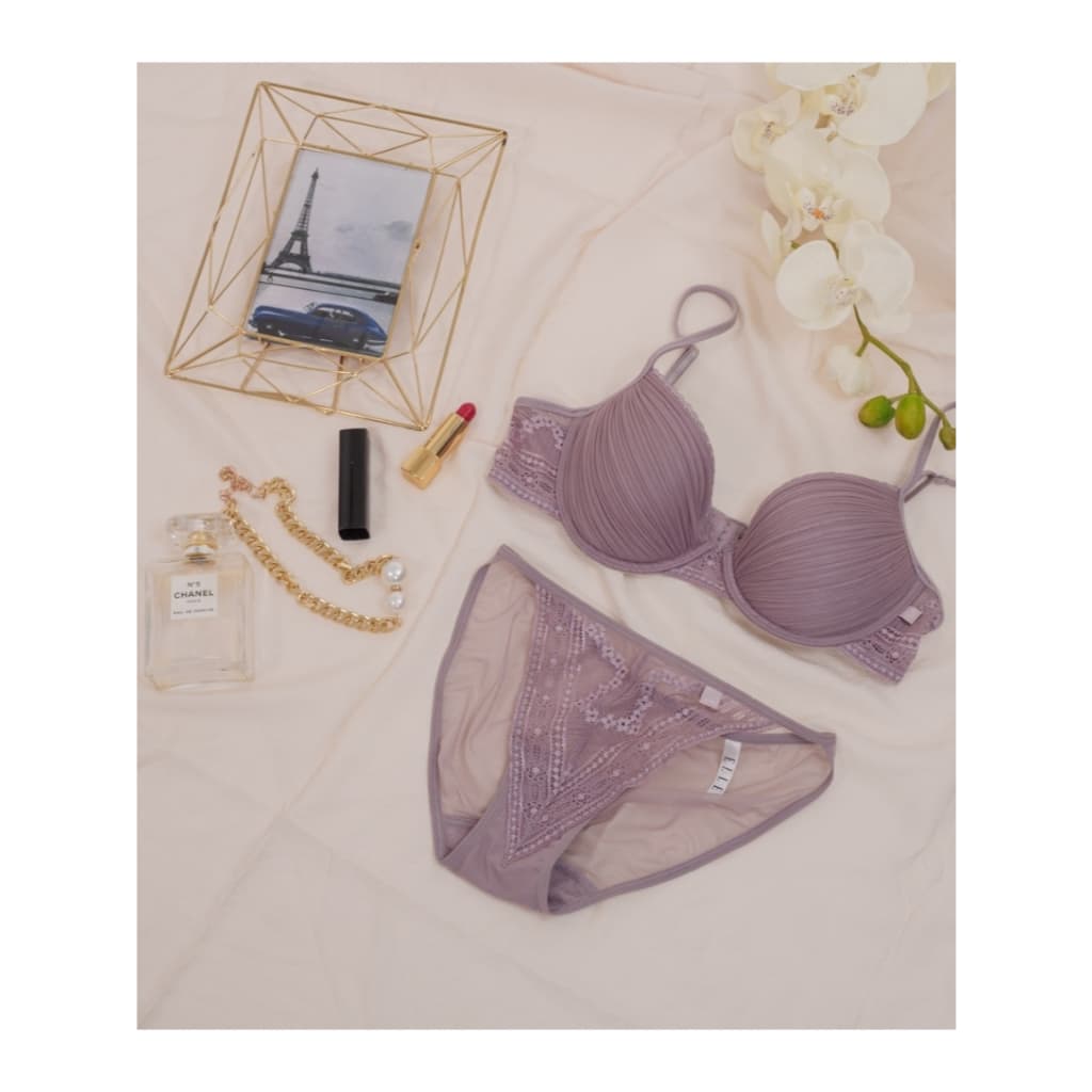 ELLE lingerie กางเกงชั้นในรูปแบบ SEXY LOWRISE ตกแต่งลูกไม้ - LU5725 รูปที่ 1