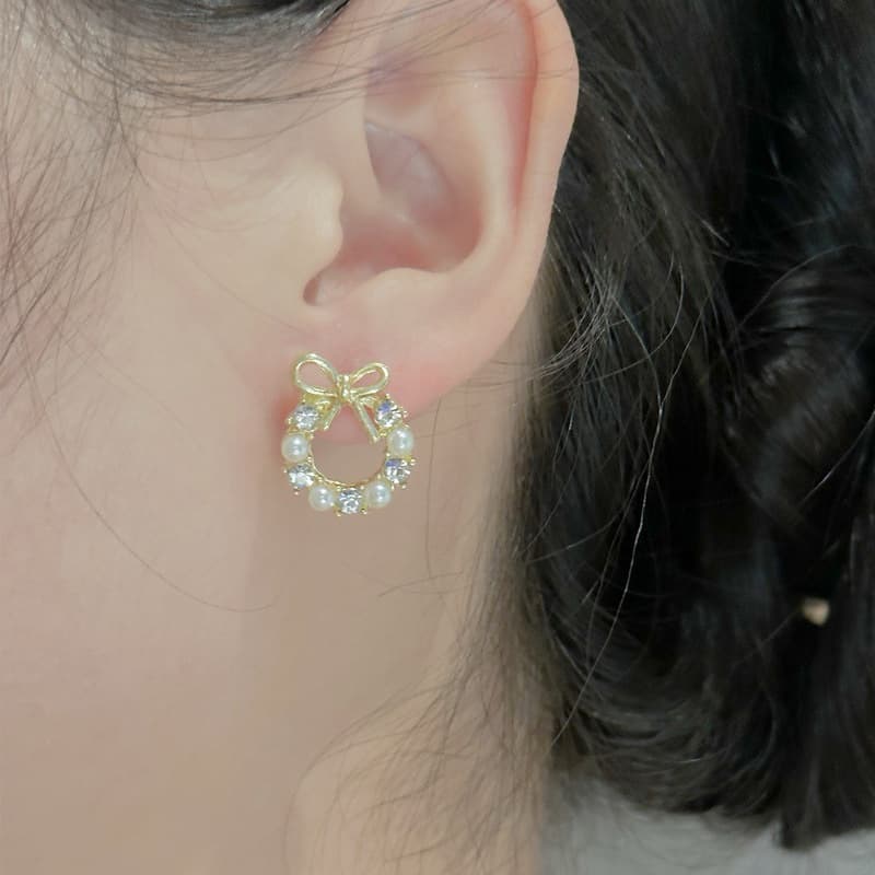 ต่างหู โบว์ล้อมเพชร สไตล์มินิมอล Sasa Earrings รูปที่ 7