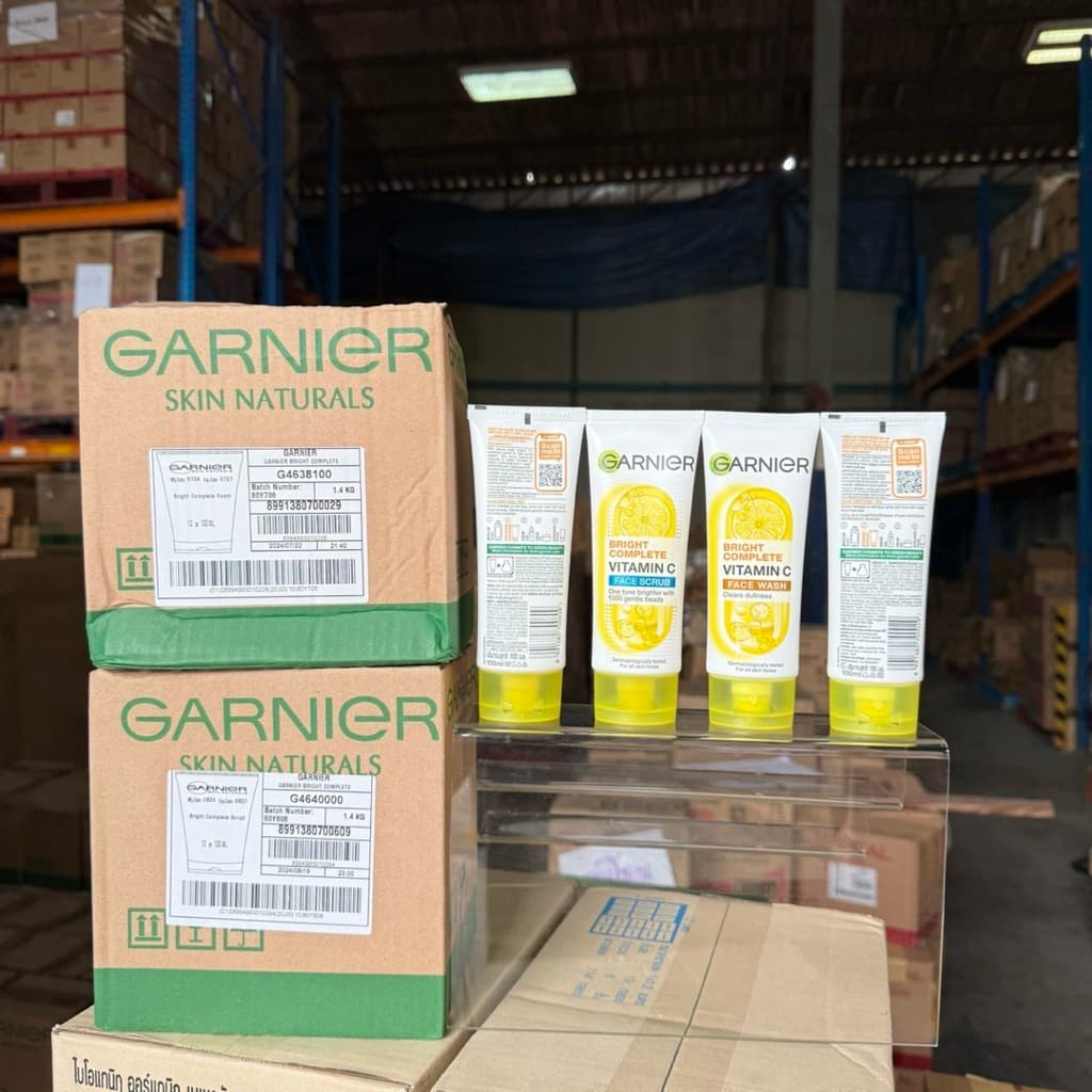 โฟมล้างหน้า การ์นิเย่ สกิน แนทเชอรัลส์ โฟม สครับ 100 มล Garnier Foam Scrub โฟมการ์นิเย่ กานิเย่ รูปที่ 2