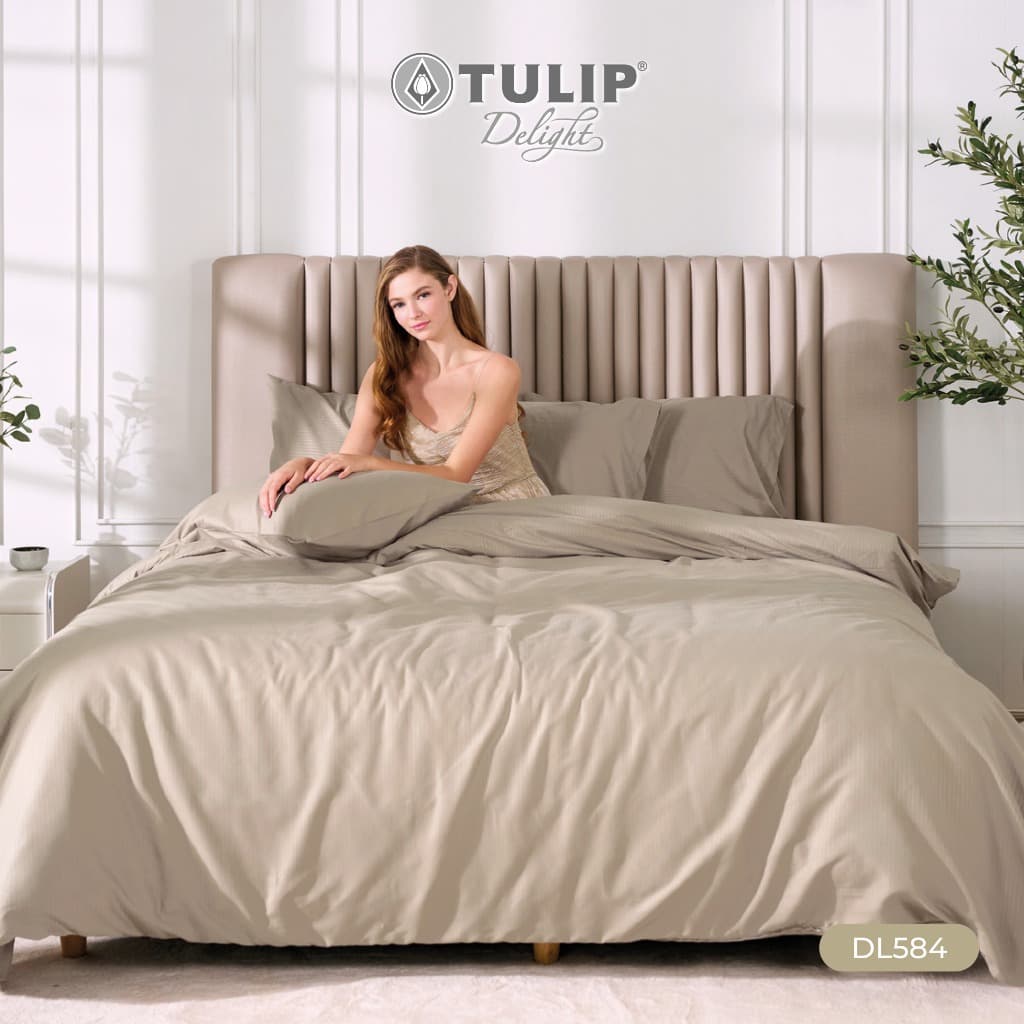TULIP รุ่นTULIP Delight สีพื้นอัดลาย DL584 มีลายนูนเบาๆ บนเนื้อผ้าสัมผัสได้ ชุดเครื่องนอน ผ้าปูที่นอน ผ้าห่มนวม รูปที่ 3