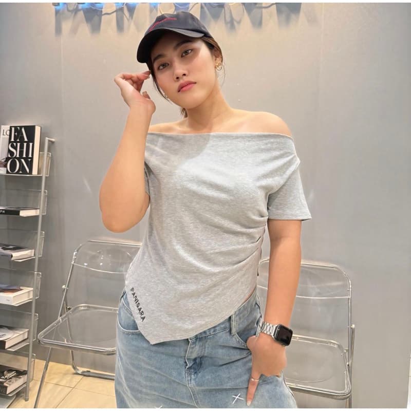 เสื้อปาดไหล่ปลายวีปัก PANISARA รูปที่ 4