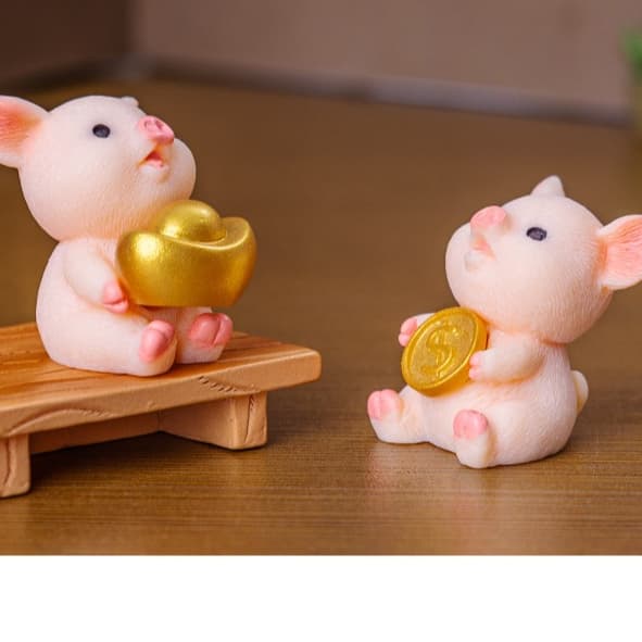 หมูมงคล มั่งคั่ง มั่งมี V.3 ตุ๊กตาแต่งสวน จัดสวนถาด โมเดล ตกแต่งบ้าน พร็อพถ่ายรูป รูปที่ 4