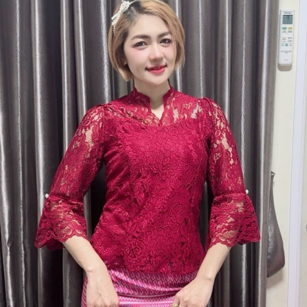 เสื้อลูกไม้คอวีแขนกระดิ่งใส่งานแต่งงานบุญงานบวช รูปที่ 2