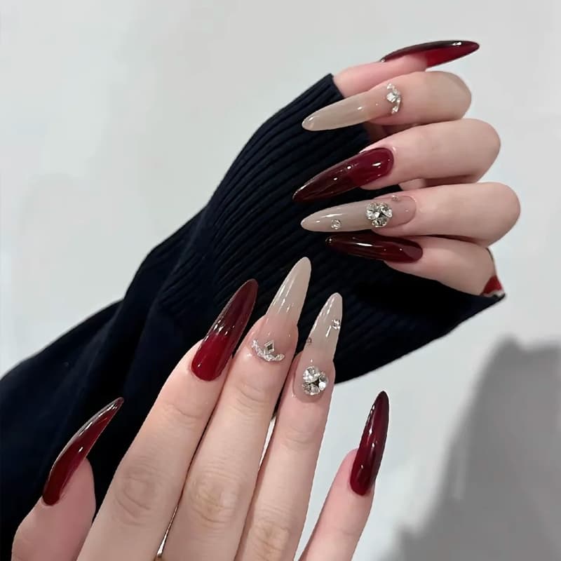 จัดส่งวันนี้ เล็บปลอมสำเร็จรูป เล็บปลอมยาว กันน้ำ หลากหลายสไตล์ กล่องละ 24 ชิ้น รูปที่ 3