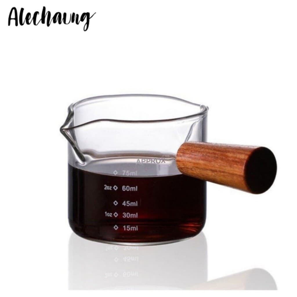 แก้วชงกาแฟ ถ้วยตวงด้ามไม้ Measuring Cup ด้ามจับไม้กันความร้อน ขนาด 75ml 150ml Alechaung coffee รูปที่ 1
