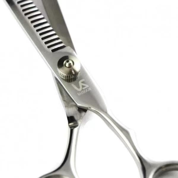 จากไทย แพ็กคู่ 2 ชิ้น กรรไกรตัดผม กรรไกรซอยผม ช่างทำผมมืออาชีพ VS SASSOON แท้ ผลิตจากสแตนเลส คุณภาพดี ขนาด 6 นิ้ รูปที่ 5