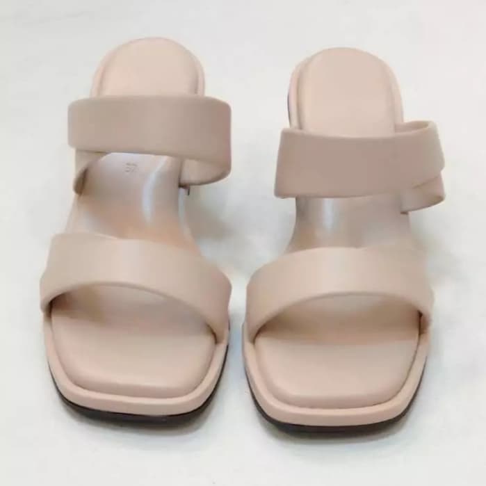 New!!!! รองเท้าส้นสูง 2.5 นิ้ว พื้นรองเท้านิ่ม หนัง PU อย่างดี แบบสวมใส่สบายมาก ผลิตในไทย รูปที่ 3