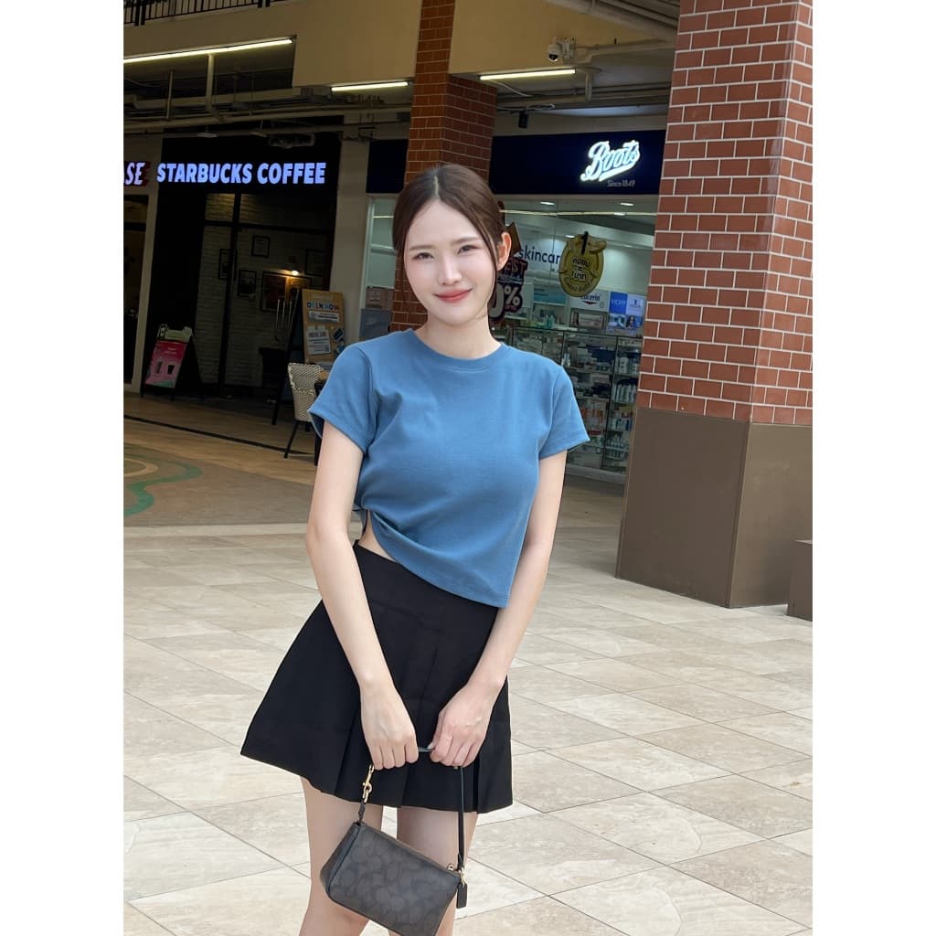 Lucy เสื้อยืดพรางหุ่น ทรง Slim งานเวียดนาม ทรงสวยจึ้ง รูปที่ 4