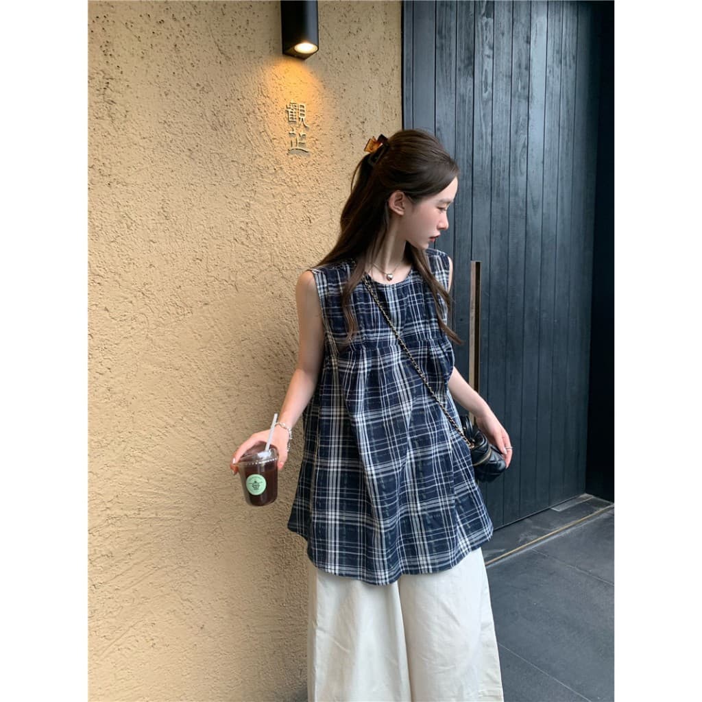 เสื้อลายสก็อต สวมใส่สบาย ติดกระดุมด้านหลังคอ กลางลำตัวจับจีบระบายชาย ทรงปล่อย เสื้อครอป #6613 รูปที่ 5