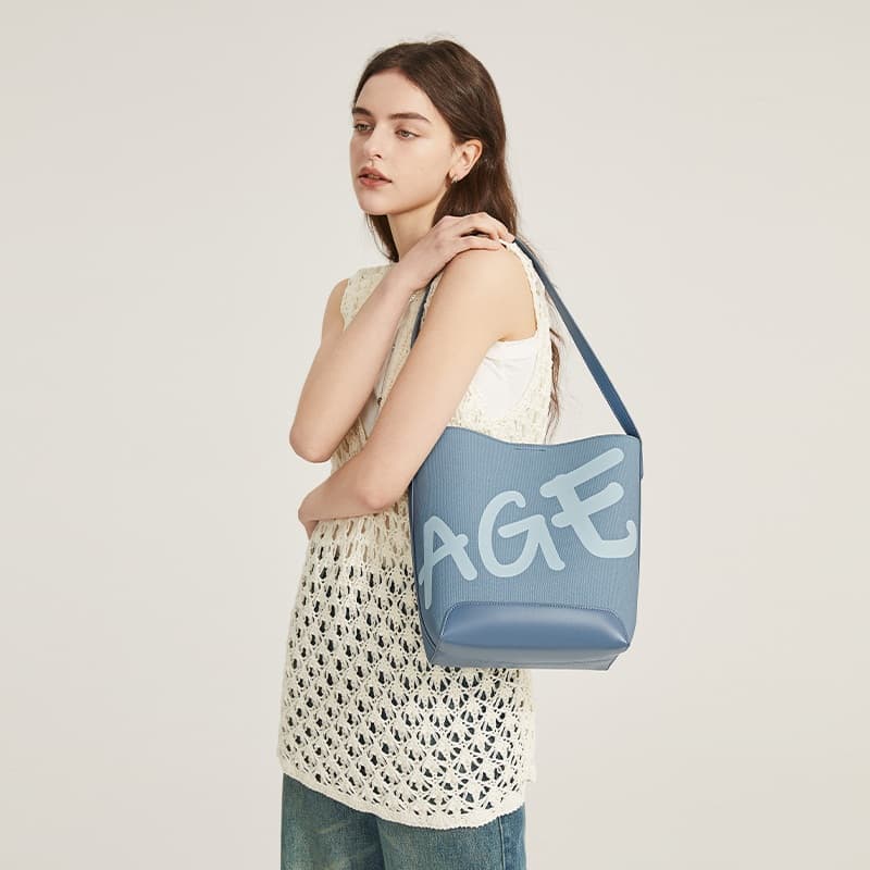AGE FREE Gabine bag กระเป๋าทรงถังลายคลาสสิกแบบสะพายข้างกระเป๋าาถือbucket bag รูปที่ 2