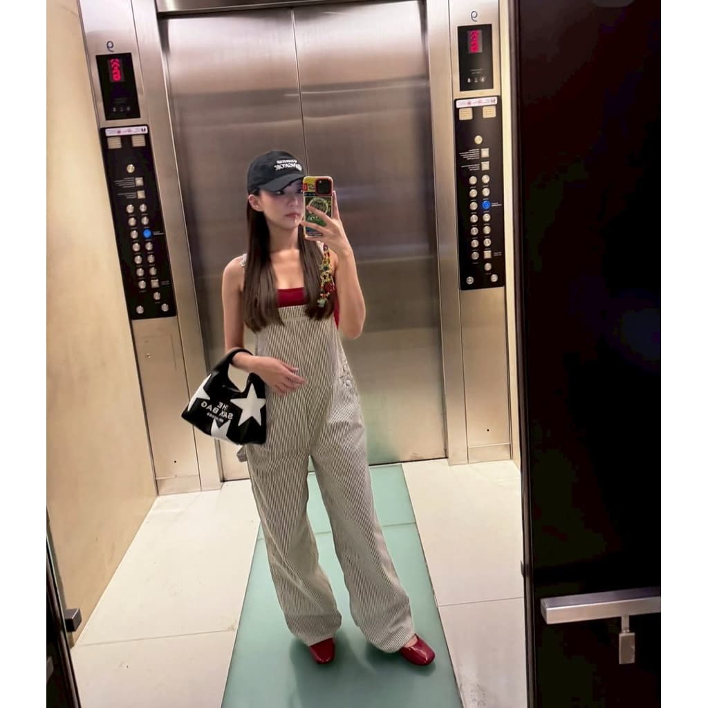 BY IRA PANSY JUMPSUIT เอี๊ยมขายาวลายทาง ผ้าเนื้อดีอยู่ทรงสวย ด้านข้างเป็นกระดุม รูปที่ 2