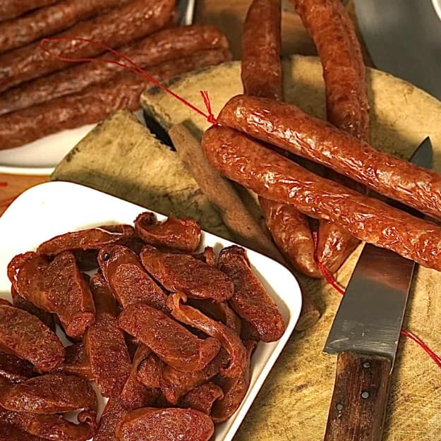 แท้ กุนเชียงหมู โคราช จันทร์เพ็ญ กุนเชียง เนื้อแน่น หอม อบเตาถ่านสูตรโบราณ I มีเลือกขนาด รูปที่ 5