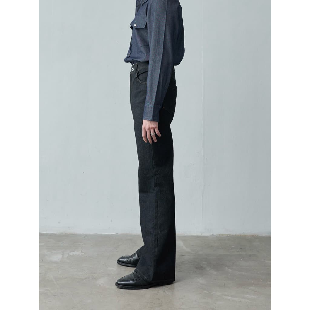DUMB - The Flared Jeans กางเกงยีนส์ขาม้า รูปที่ 8
