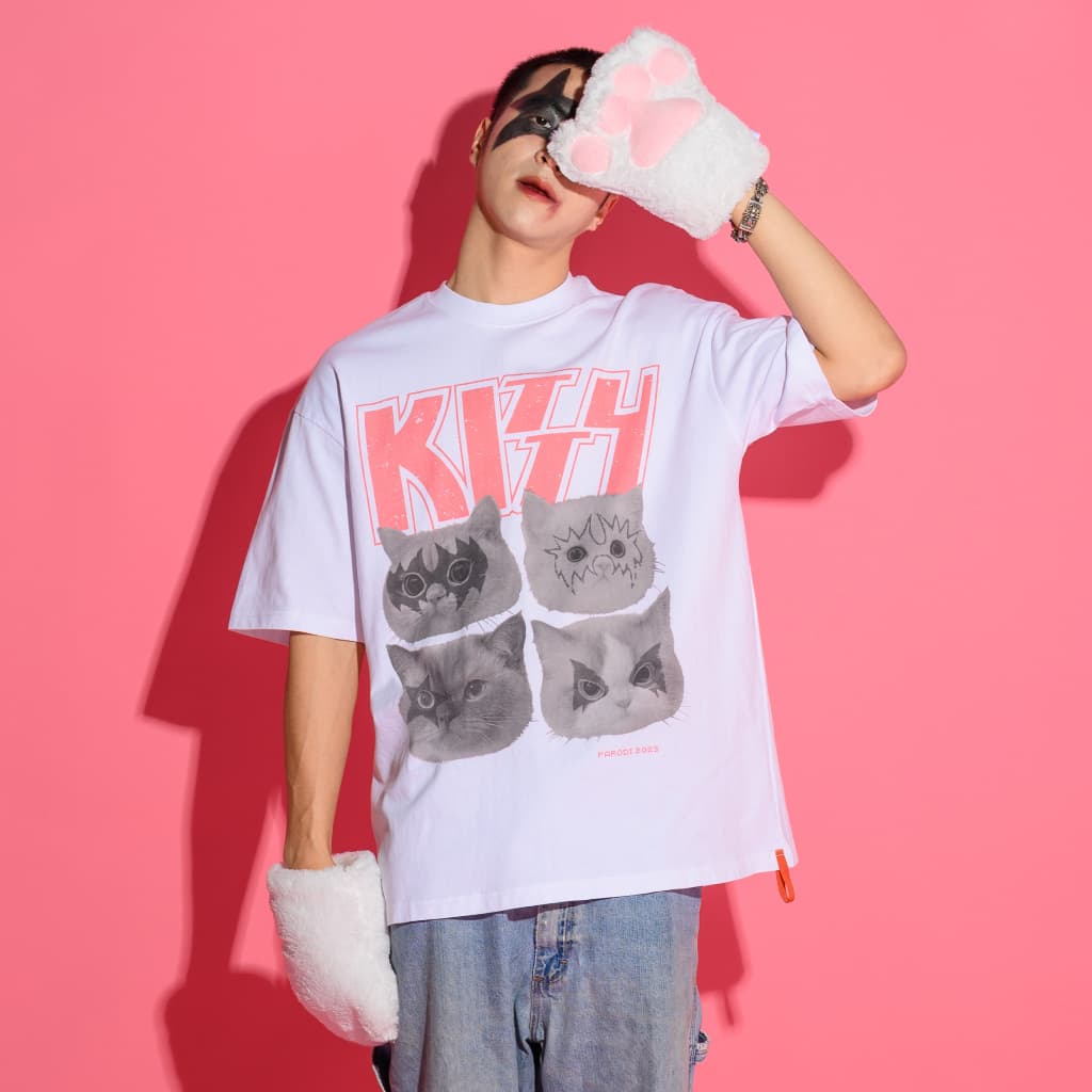 kitty kiss เสื้อล้อเลียนวงร๊อค ลายแมว สไตล์วินเทจ สกรีน dtg เรียบไปกับเนื้อผ้า รูปที่ 1