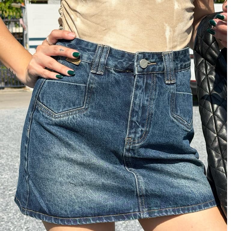 Atipashop - Silhouette Denim Skirt กระโปรงยีนส์สั้น ทรงสวย รูปที่ 6
