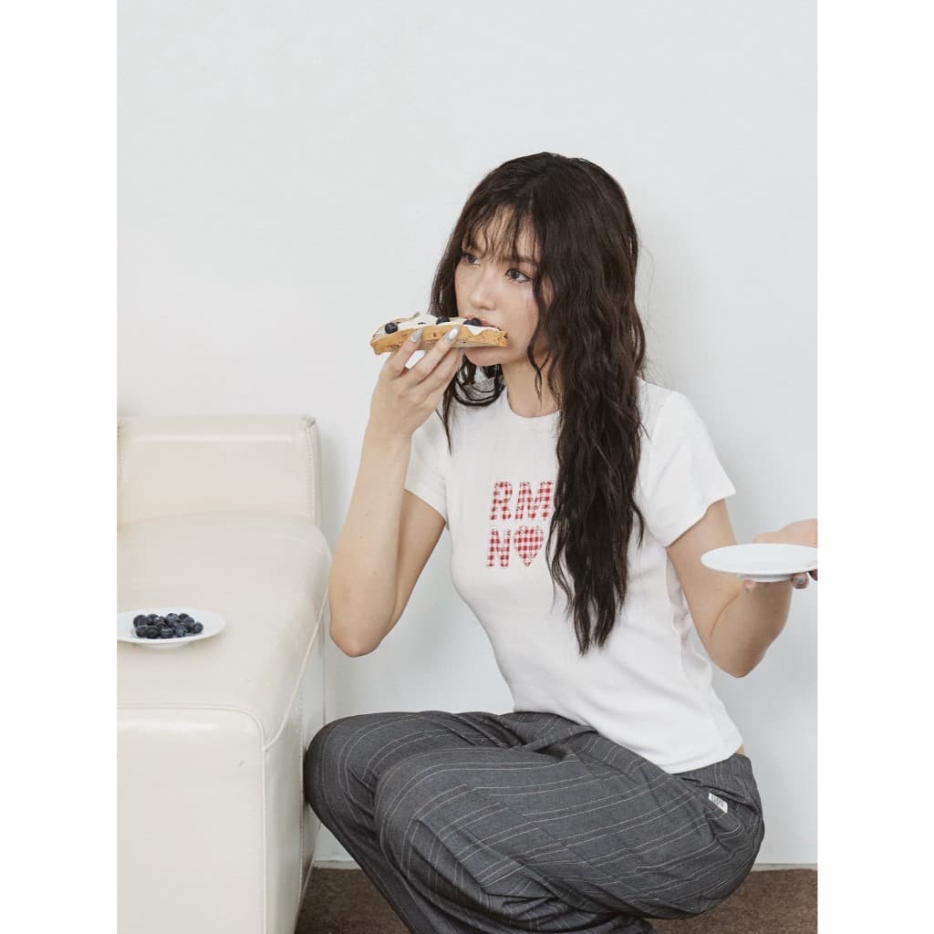 Roomry.n - Cherry Heart tee crop เสื้อยืดทรงครอป รูปที่ 4