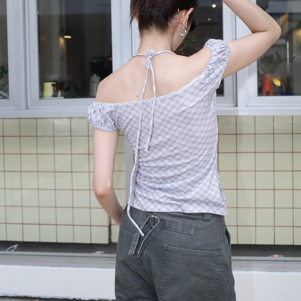 AMUSE BKK - Cary Plaid Top เสื้อลายตารางดีเทลอกแต่งขอบลูกไม้+จับจีบโบว์ช่วงอก ทรงเข้ารูป รูปที่ 6