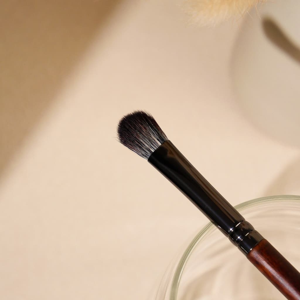 BRUSH STUDIO Tropical Glow : T7 Eyeshadow แปรงอายแชโดว รูปที่ 3