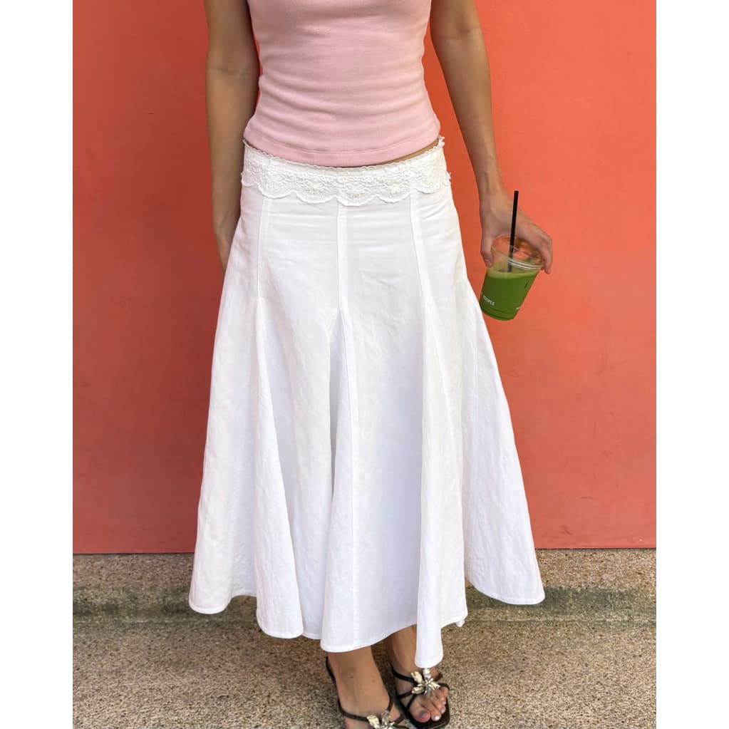 Benabaker Lora Skirt กระโปรงยาวแต่งขอบลูกไม้ มีซับใน ผ้าหนาอย่างดี รูปที่ 4
