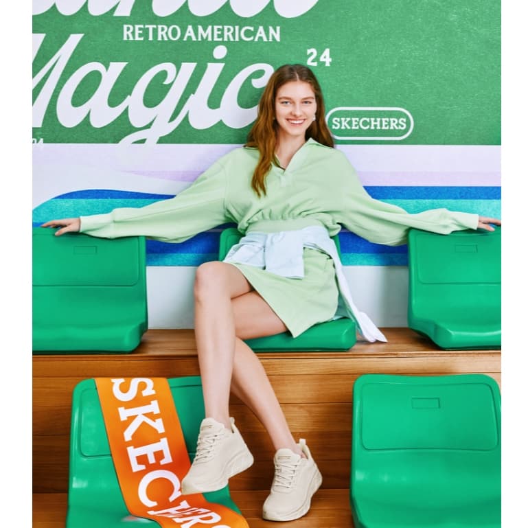 Skechers สเก็ตเชอร์ส รองเท้าลำลองผู้หญิง Women BOBS Sport B Flex Hi Flying Hi Casual Shoes - 117385-OFWT Memory Foam รูปที่ 3