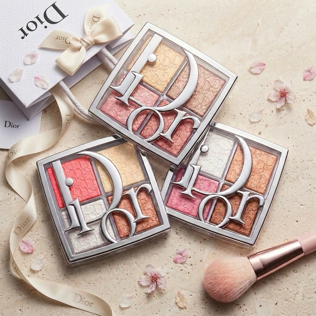 ในไทย **มีถุงให้ด้วย** DIOR BACKSTAGE Glow maximizer palette Shop ญี่ปุ่น รูปที่ 1