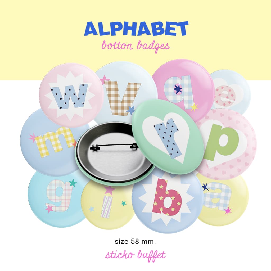 เข็มกลัด ตัวอักษร A-Z ขนาด 58 mm. Alphabet Button Badges | STICKO BUFFET รูปที่ 1