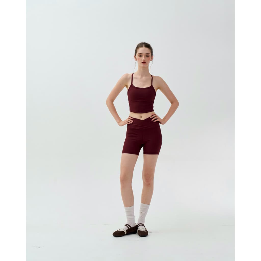 Harmoniq Flow : Crop Top ครอปท็อปมินิมอล ที่ใส่ได้ทั้งออกกำลังกายและวันชิลล์ เนื้อผ้าร่องนุ่มเก็บทรงสวย มีฟองน้ำในตัว รูปที่ 5