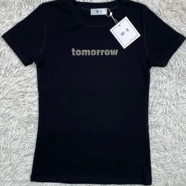 เสื้อยืดคอกลมแขนสั้น รีดเพชรลาย tomorrow ป้าย ME รูปที่ 3