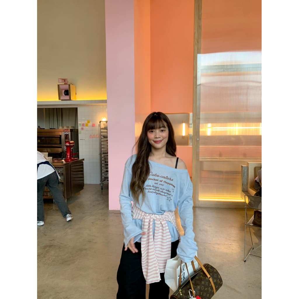 Cutie.Colors Your Pocker Off off-shoulder long sleeve เสื้อปาดไหล่ รูปที่ 6