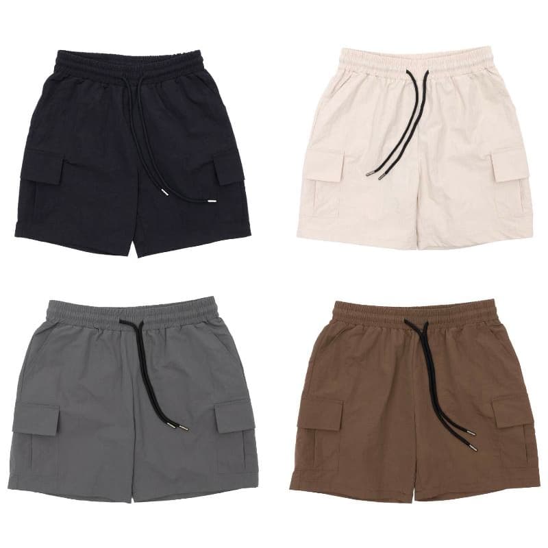 URTHE - กางเกงขาสั้น คาร์โก้ รุ่น NYLON CARGO SHORTS รูปที่ 3