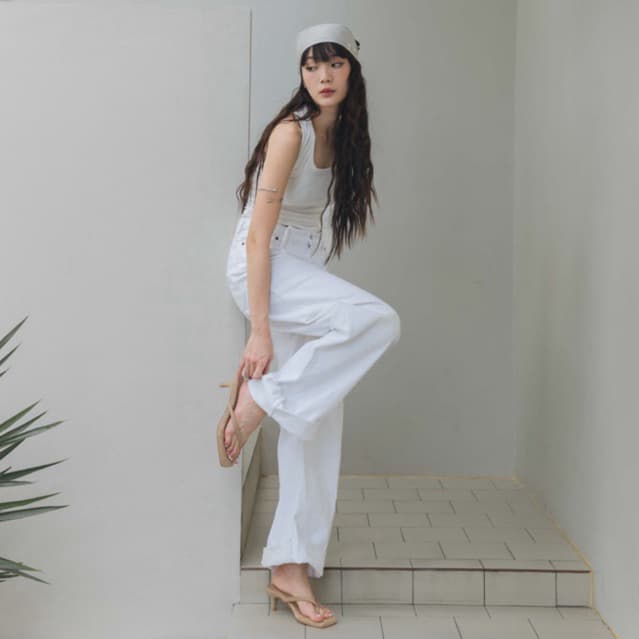 TACHA Alexa sandals รองเท้าหูหนีบหนังกลับ ส้น 1.5 นิ้ว รูปที่ 2