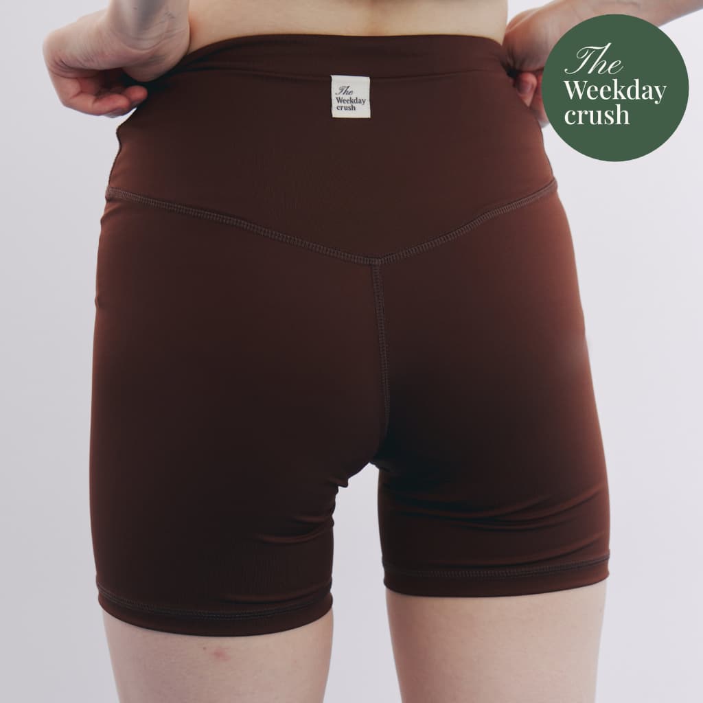 Dayspring Shorts Brown Yoga Pants กางเกงออกกำลังกาย กางเกงโยคะ กางเกงพิลาทิส สีน้ำตาล พับได้ รูปที่ 1