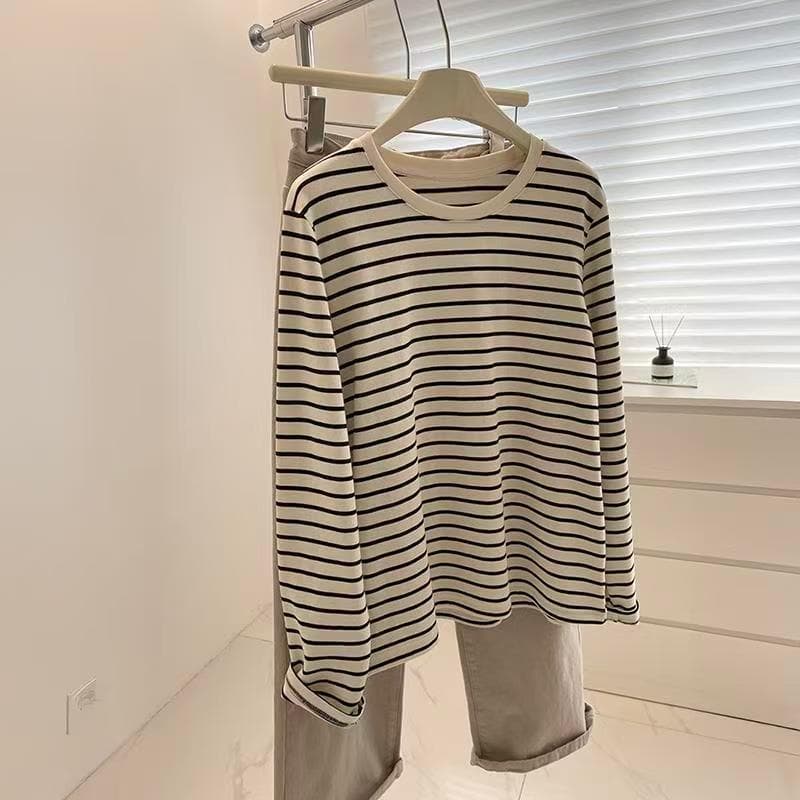 สินค้า เสื้อยืดคอกลม แขนยาว เสื้อยืดลำลอง ลายทางสไตล์เกาหลี ผ้าใส่สบายสำหรับผู้หญิง รูปที่ 6