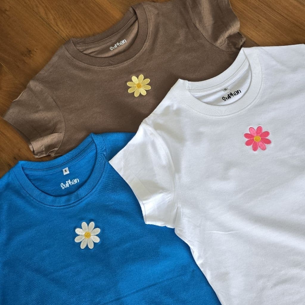 chicchi.cshop | เสื้อbabytee ลายปักดอกdaisy รูปที่ 1