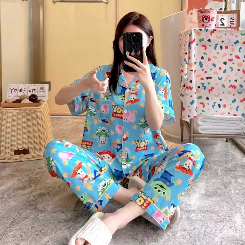 มาใหม่ ชุดนอนผ้าไหมอิตาลี่ เเขนสั้น-ขายาว ผ้าดี มีหลายลายให้เลือก ฟรีไซส์ SL-1 รูปที่ 5