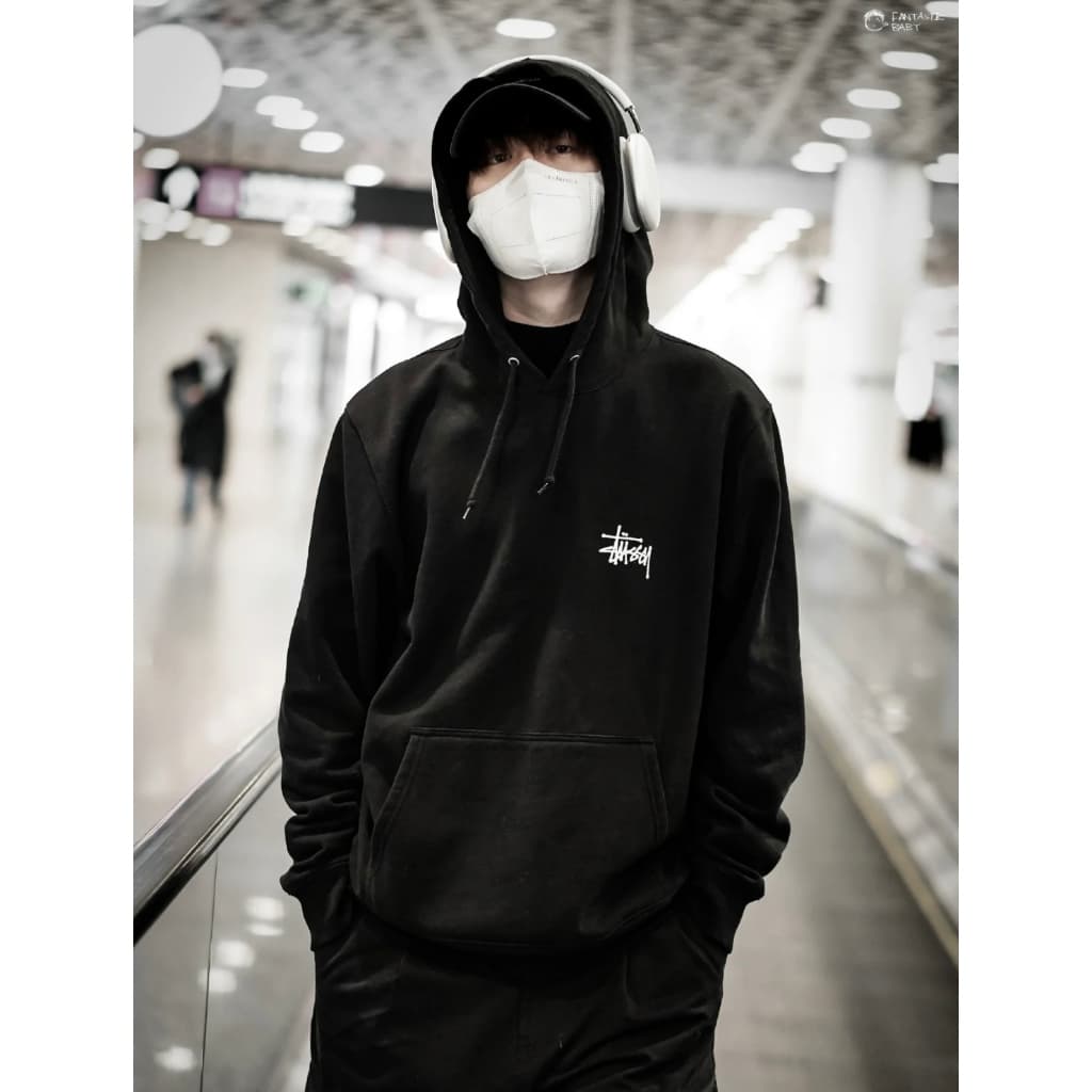 เสื้อสเวตเตอร์มีฮู้ด สำหรับผู้ชายและผู้หญิงSTUSSY BASIC LOGO HOODIE ผ้าฝ้ายแท้เสื้อสวมหัวคู่มีฮู้ดแบรนด์อินเทรนด์ รูปที่ 3