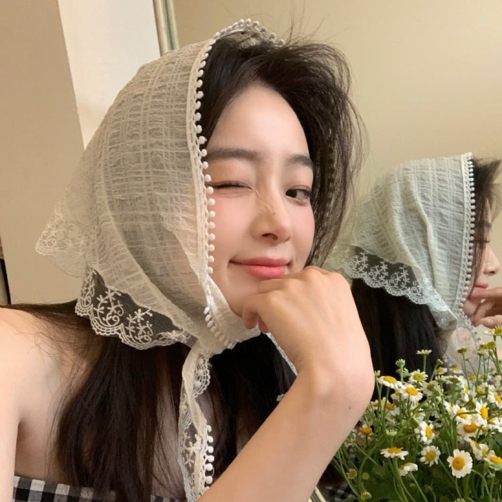 ผ้าโพกศีรษะ ทรงสามเหลี่ยม แต่งลูกไม้ สไตล์ฝรั่งเศส แฟชั่นสําหรับสตรี Y2K รูปที่ 1