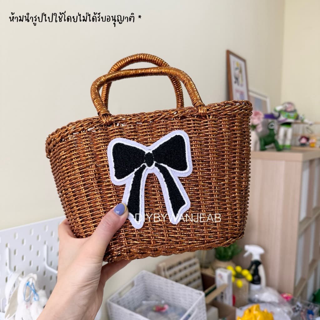 โบว์ดำ DIY ตัวรีดติดเสื้อรีดกับวัสดุที่เป็นผ้าได้หลากชนิด ติดบนอุปกรณ์นักเรียน ติดกระเป๋า ติดรองเท้าผ้า งานปัก ซ่อมเสื้อ รูปที่ 7