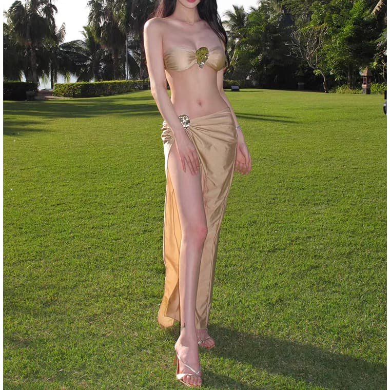 swimgirlเซ็กซี่ บิกินี่แบบไม่มีสาย ,สุภาพสตรี แฟชั่น กระโปรงยาวผ่าสูง ,วันหยุดพักผ่อนริมทะเล รูปที่ 6