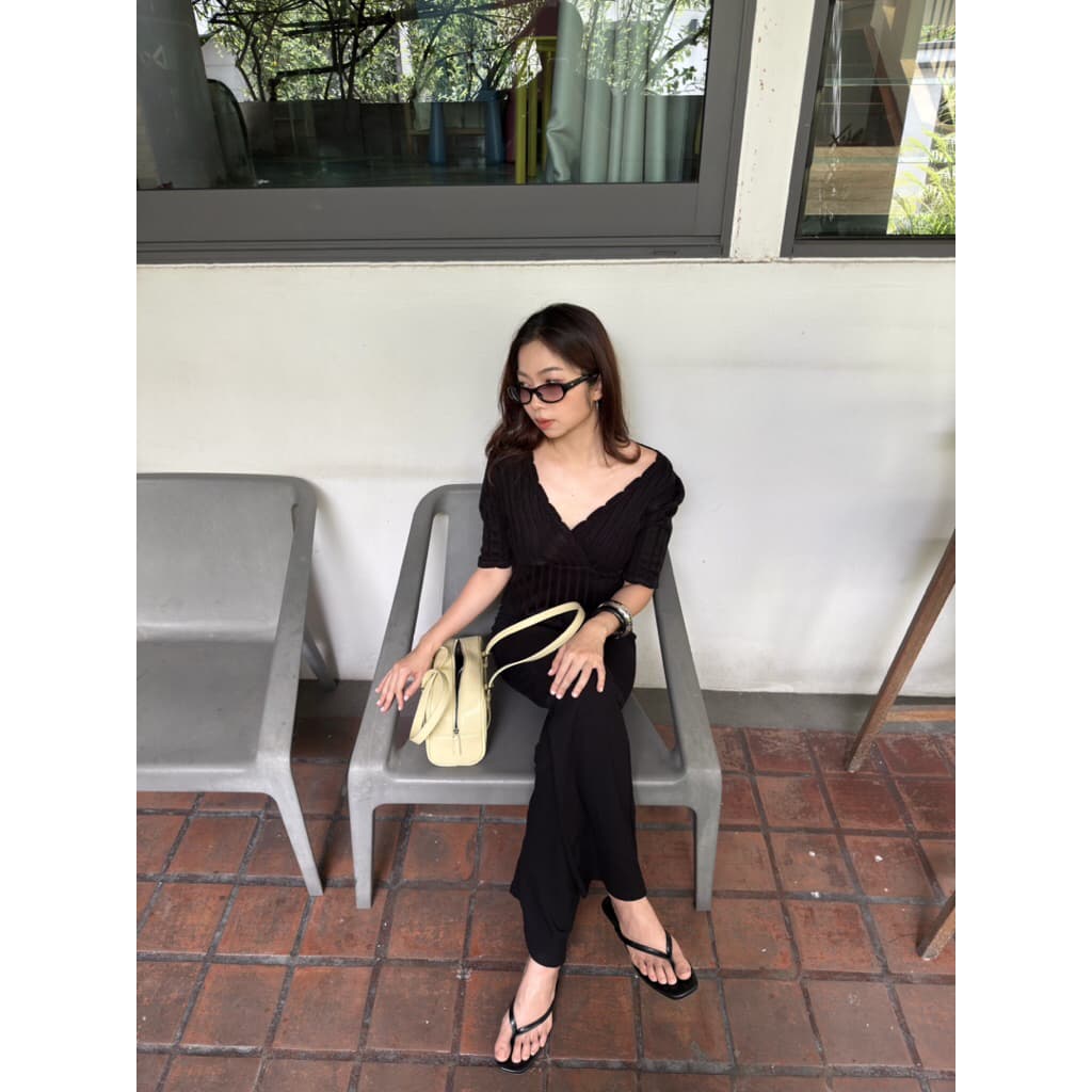 AJENMADE | MONE’ Knit Top เสื้อไหมพรมแขนสั้นไขว้อก รูปที่ 2
