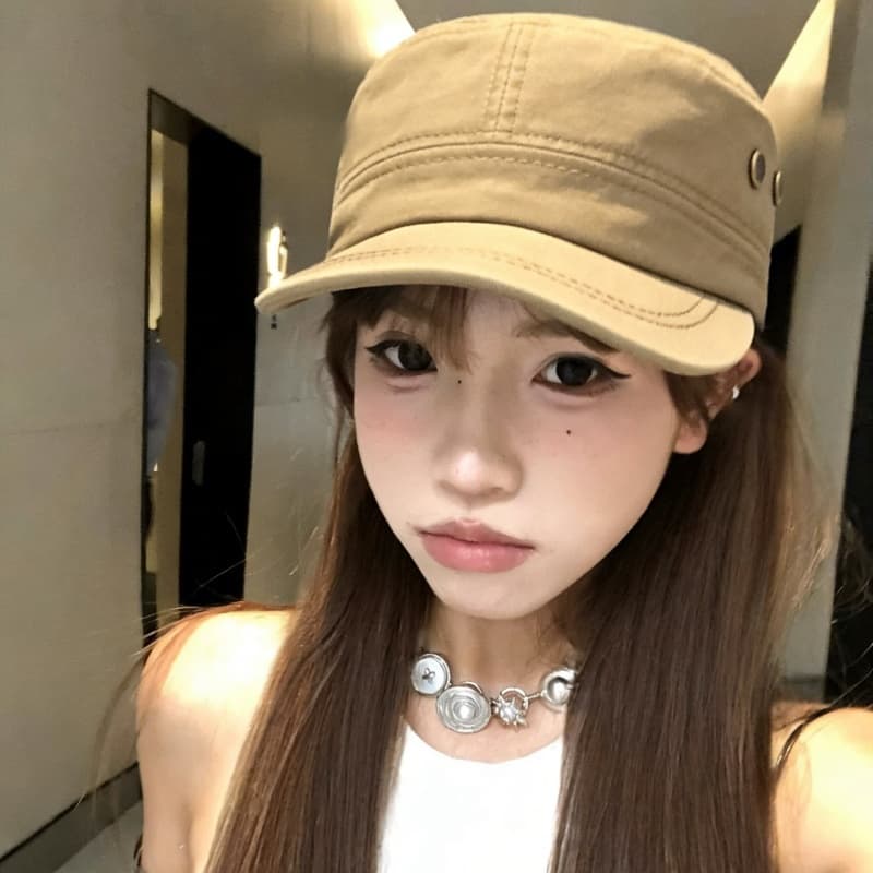 Halo studio หมวกทรงแบนปีกสั้นสีพื้นเรียบ ดีไซน์ทันสมัย ​​ระบายอากาศได้ดี รูปที่ 5