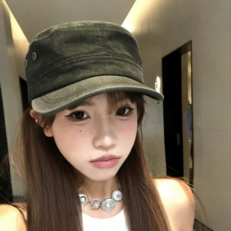 Halo studio หมวกทรงแบนปีกสั้นสีพื้นเรียบ ดีไซน์ทันสมัย ​​ระบายอากาศได้ดี รูปที่ 8