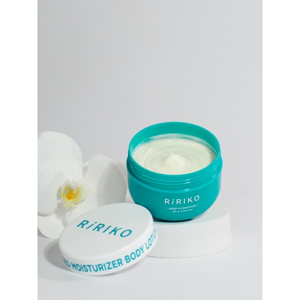 Ririko Vitamin-Infused Moisturizer Body Lotion - ริริโก๊ะ ไวตามิน อินฟิวส์ มอยส์เจอร์ไรเซอร์ บอดี้ โลชั่น ขนาด 180g รูปที่ 2