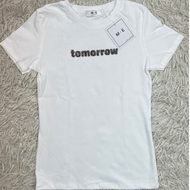 เสื้อยืดคอกลมแขนสั้น รีดเพชรลาย tomorrow ป้าย ME รูปที่ 2